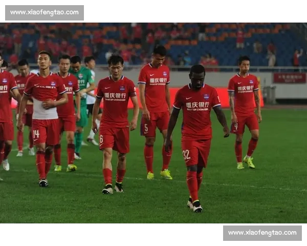 力帆足球队奋勇拼搏全力争胜 聚焦赛场精彩瞬间与未来发展 力帆足球队奋勇拼搏全力争胜 聚焦赛场精彩瞬间与未来发展