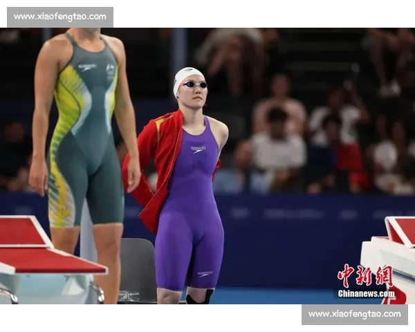 奥运会游泳赛场精彩瞬间：运动员奋力拼搏，创造历史新纪录